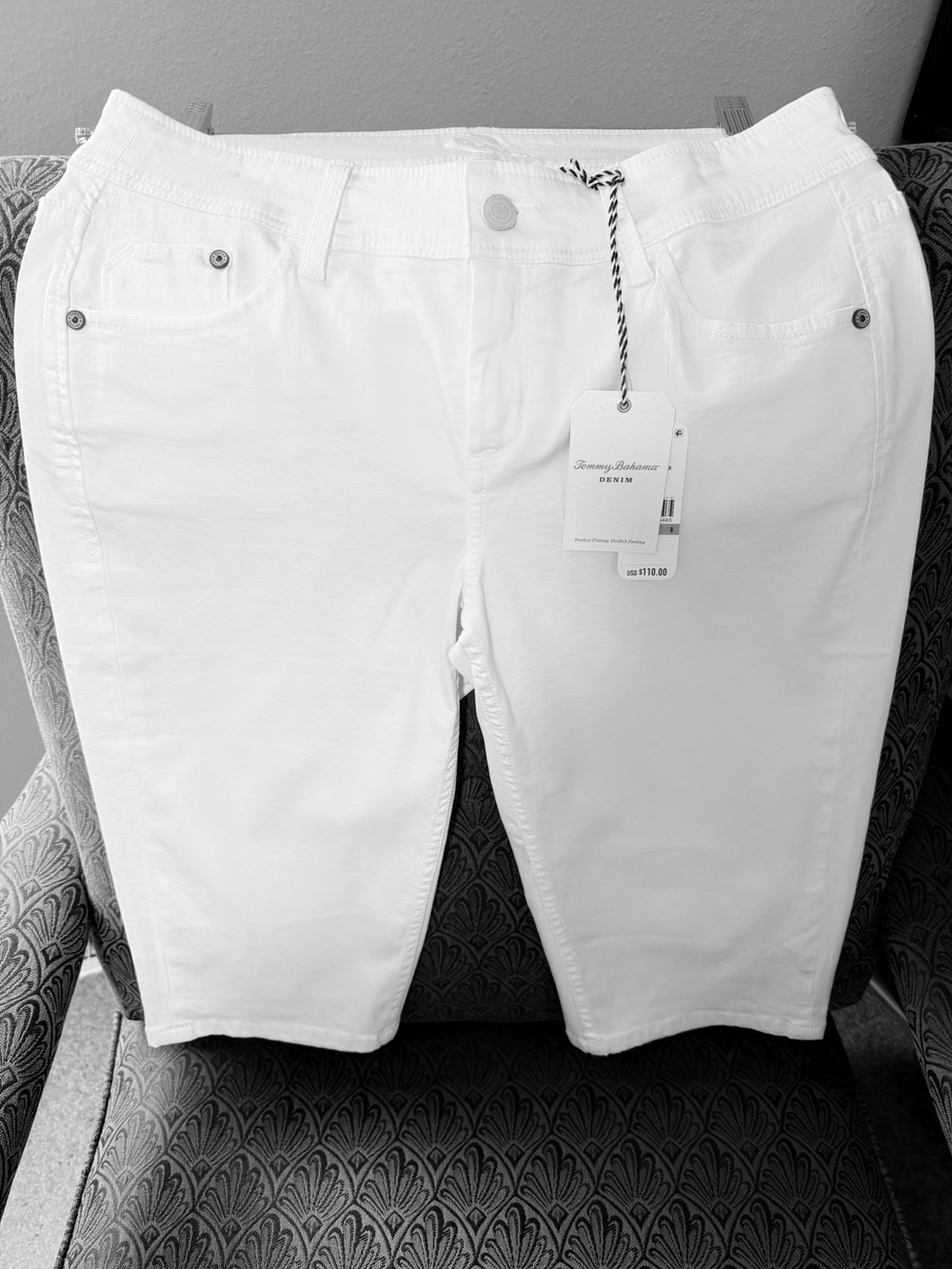 Tommy Bahama White Cropped Women’s Jeans - Picture 3 of 3